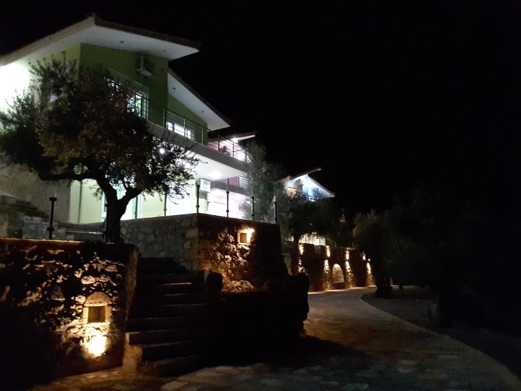 Shiraz Villas Kalamata Extérieur photo